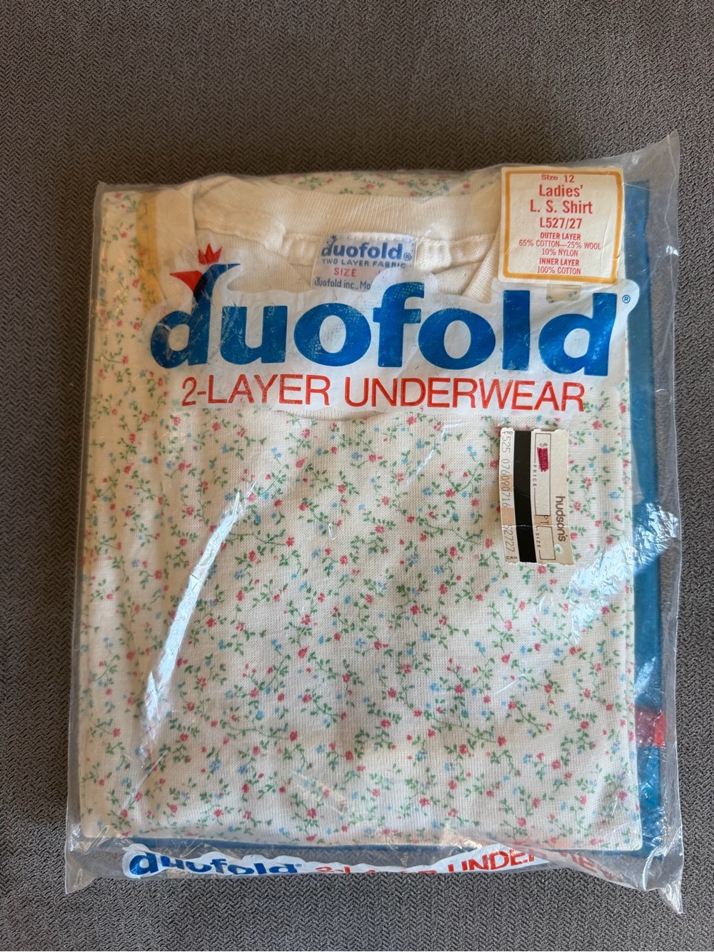 True early 70s Vintage duofold Ladies' Thermal Pajama Top L/12